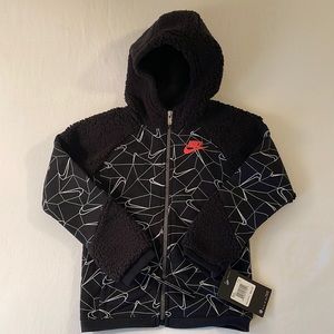 🎉HOST PICK!🎉 Boys Nike Black Fleece Jacket with Reflective Print (4T)